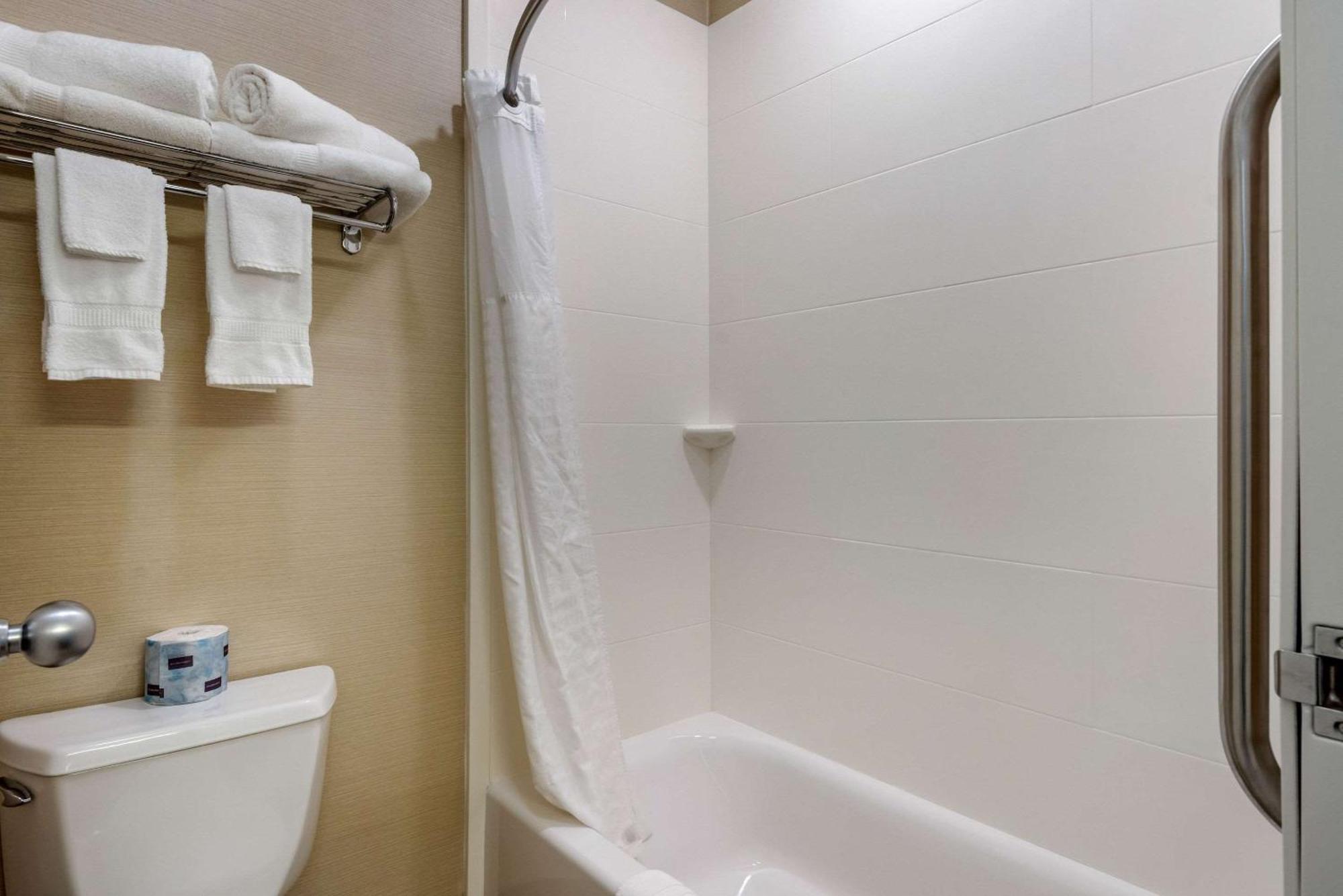 Comfort Inn Ellsworth - Bar Harbor Eksteriør billede